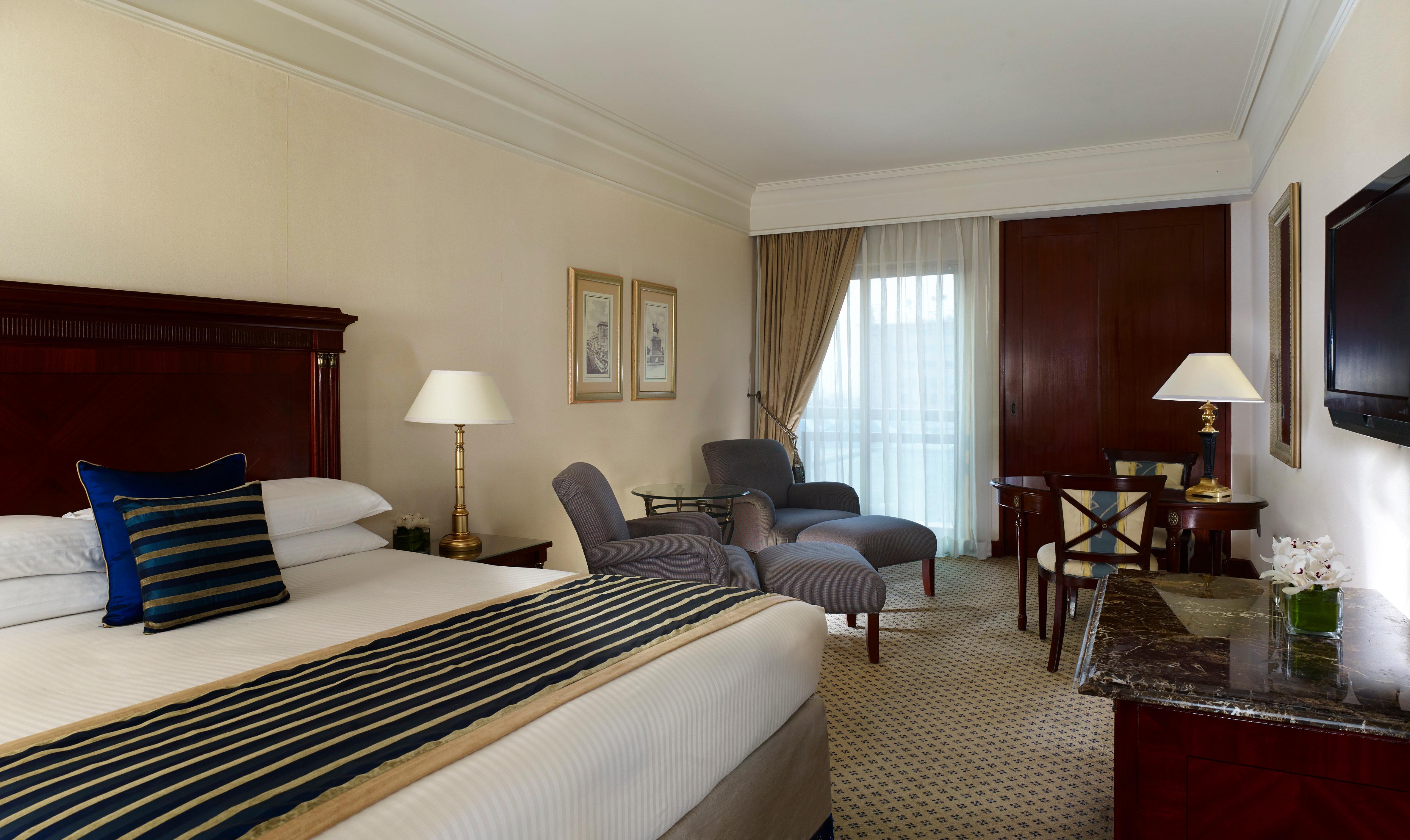 Intercontinental Cairo Citystars By Ihg Esterno foto A room at the hotel
