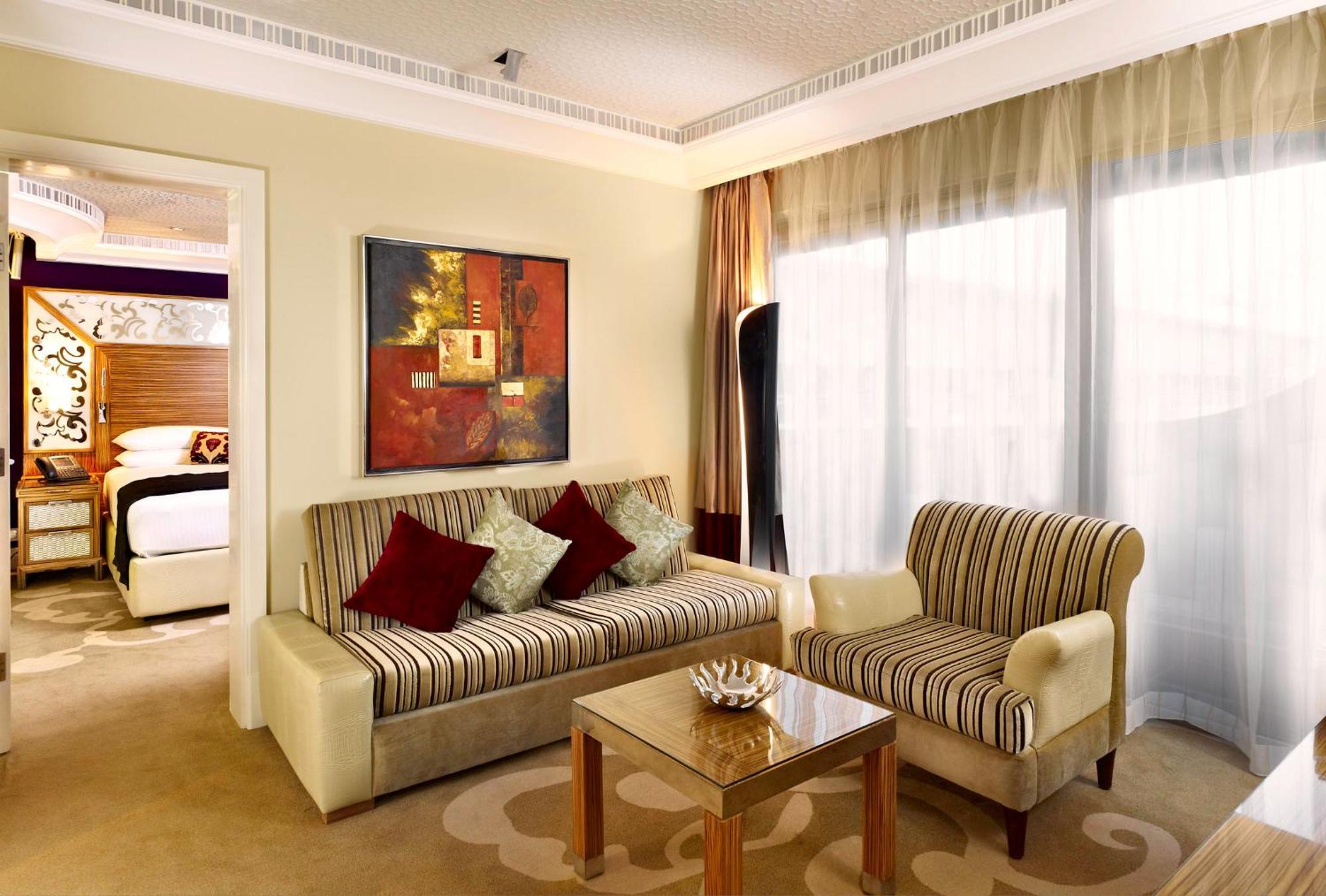Intercontinental Cairo Citystars By Ihg Esterno foto A suite at the hotel